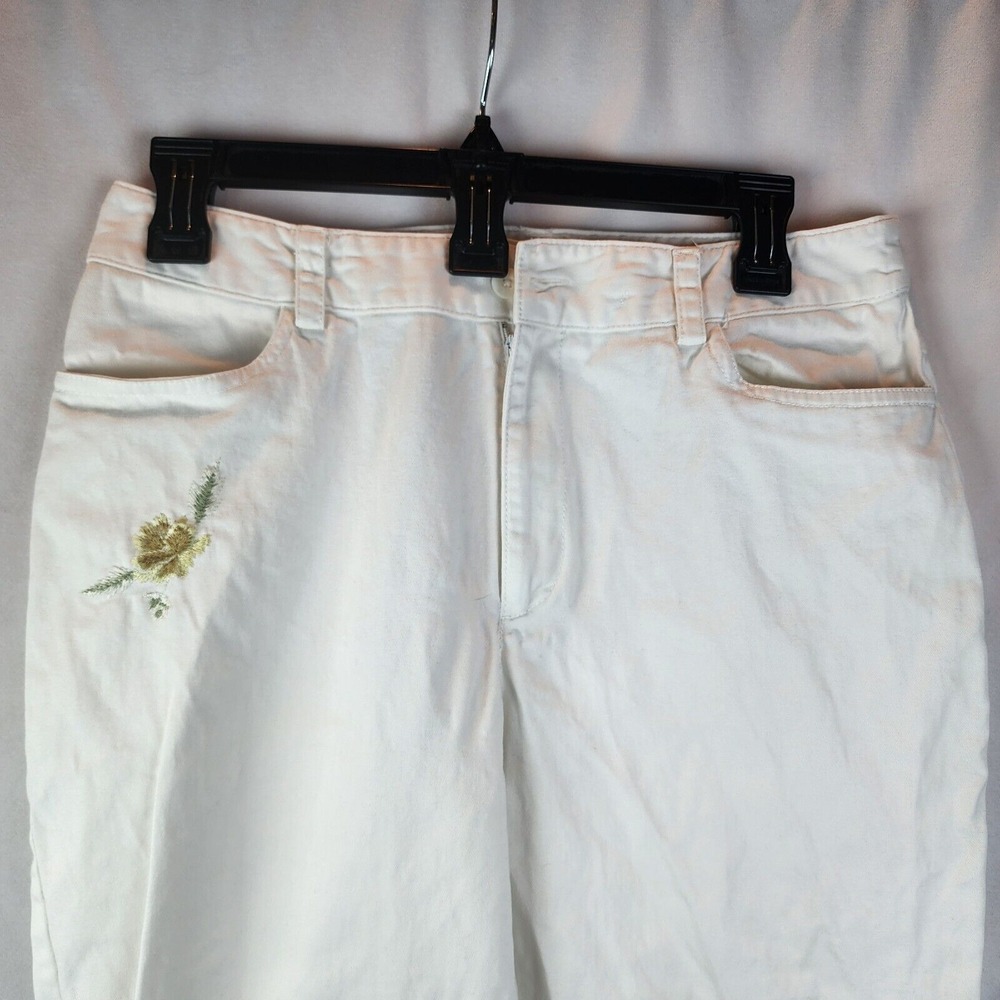 Rafaella Capri Pants Women's 10 White‎ Embroidered Yellow Rose 2 Pocket Hippy